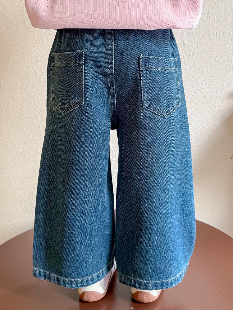 Flickors broderade jeans med raka ben - 2025 Höstmode