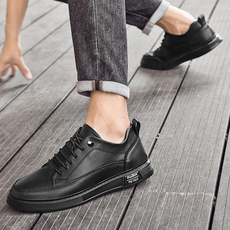 Fashion 2025 New Men Fashion Lace-up Outdoor Antiskid Sneakers Designer Casual Leather Board Shoes Comfy Genuine Leather Running Shoes