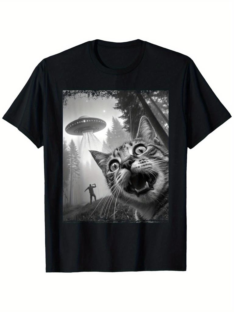 Funny Cat UFO & Selfie T-Shirt - Saucer Graphic Tee with Curious Cat Taking Picture