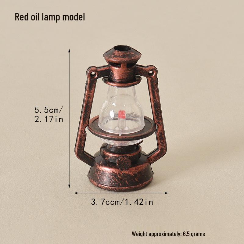 Retro Mini Kerosene Lamp Model for Dollhouse Christmas Decoration & Shooting Scene Prop.