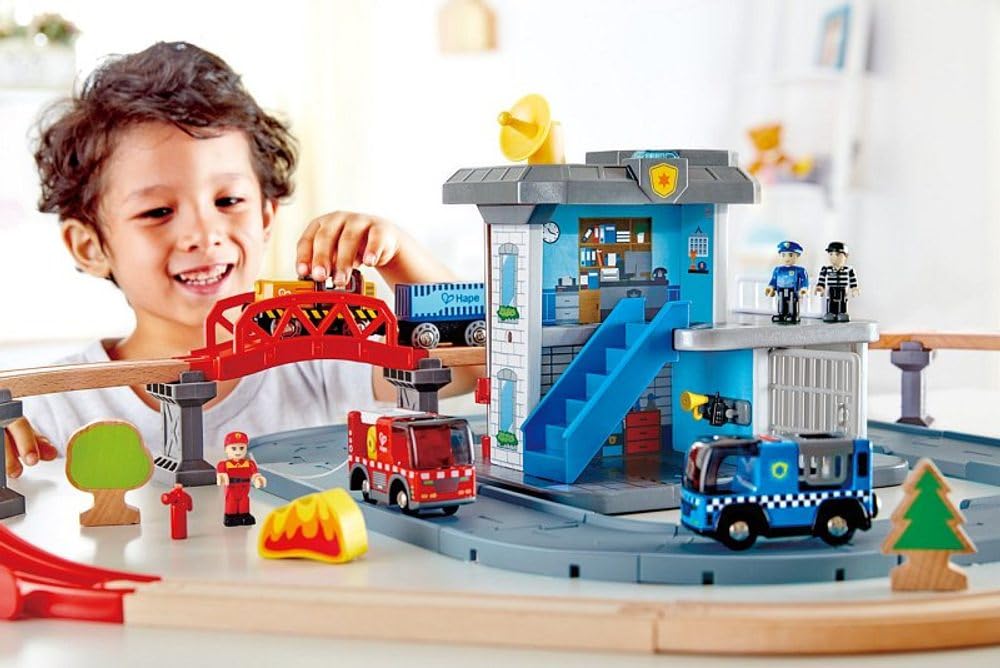 Hape Emergency Dispatch Station E3736