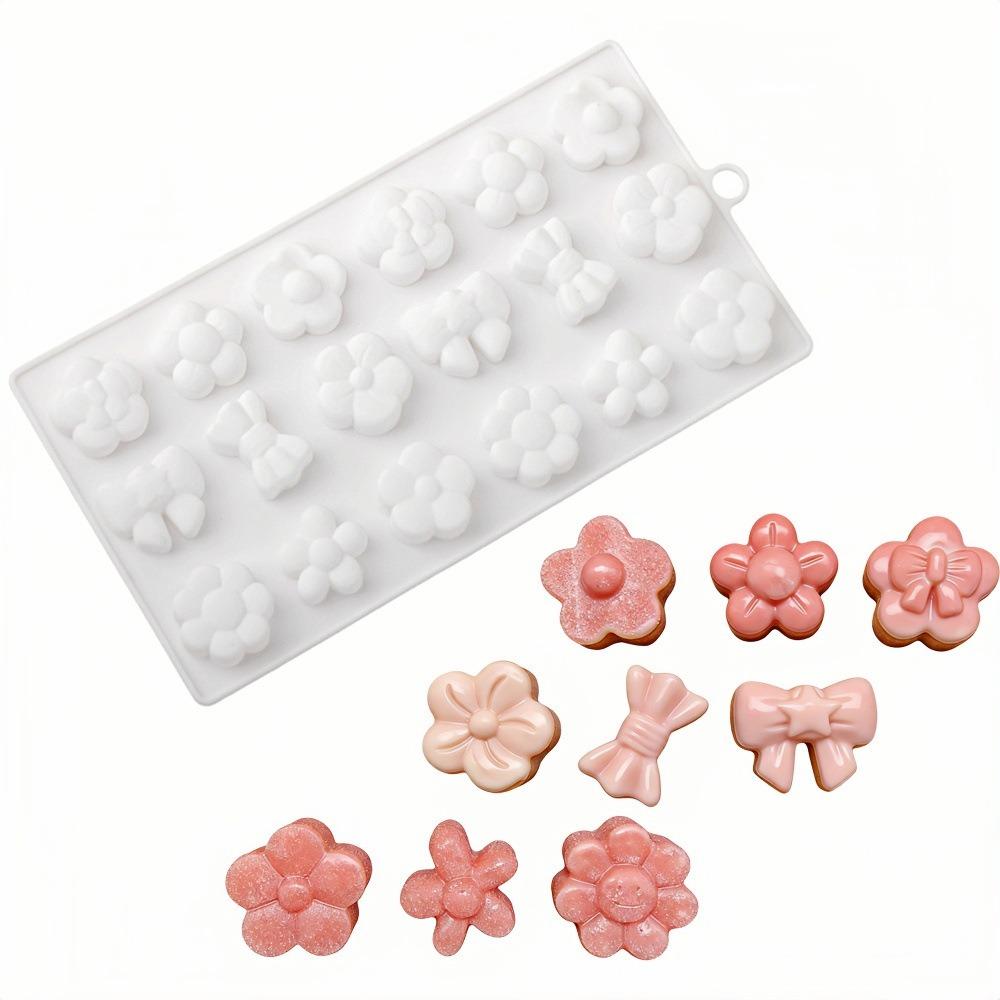 

18-Cavity Baking Cake Molds Food-Grade Silicone Flowers Bowknot Chocolate Mold Reusable Heat-Resistant Mousse Mould небо синє кольору