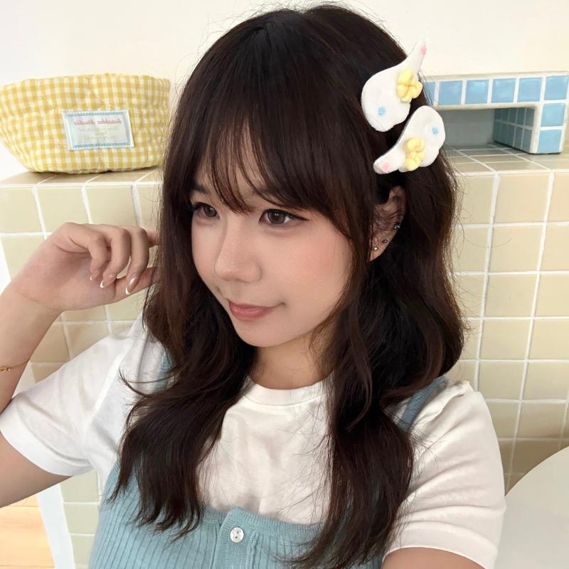 2Pcs Cute Plush Wing Hair Clips Kawaii Star Bow Decor Hair Pins Sweet Angel Wing Headwear Hairclip Ornaments Hair Accessories