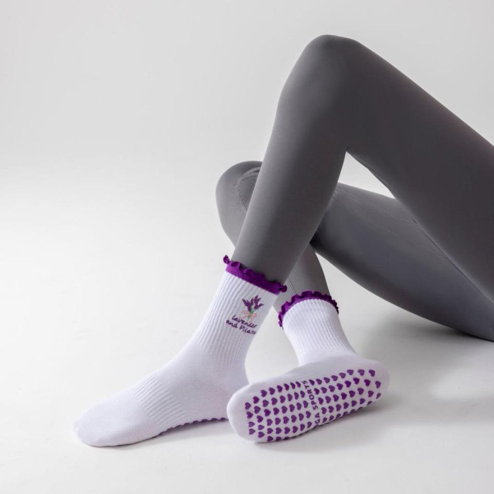 Women's Professional Anti-Slip Yoga & Pilates Socks - Silicone Grip Cotton Socks for Ballet, Fitness, and Outdoor Sports