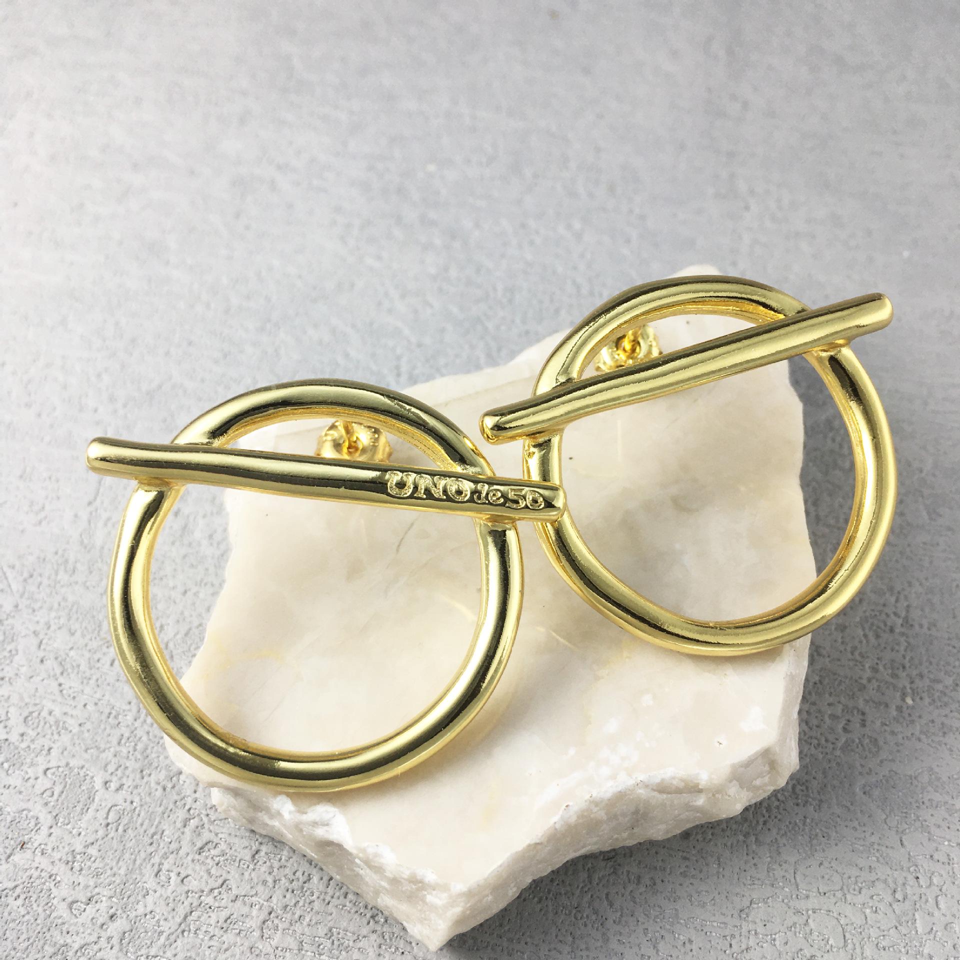 UNOde50 2024 Geometric Earrings: Top-Selling Design in Europe  America Electroplated