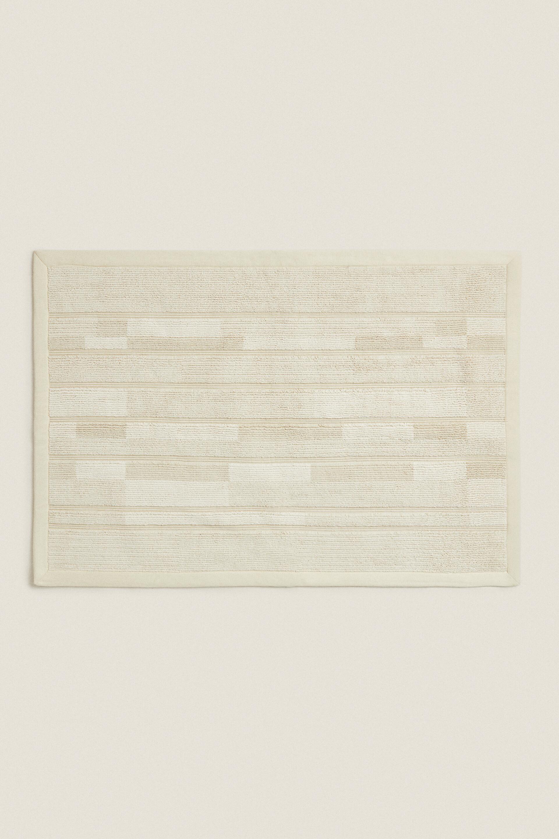 

PATCHWORK BATH RUG