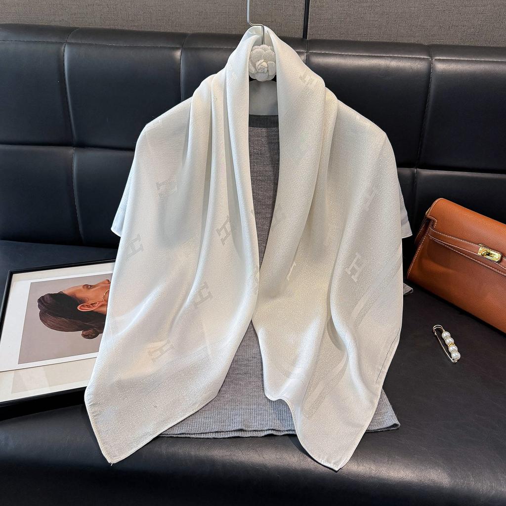 Classic H Temperament Silk Scarf Women'S Tencel Cotton Trend Versatile Imitation Silk Scarf Scarf 90 Square Scarf