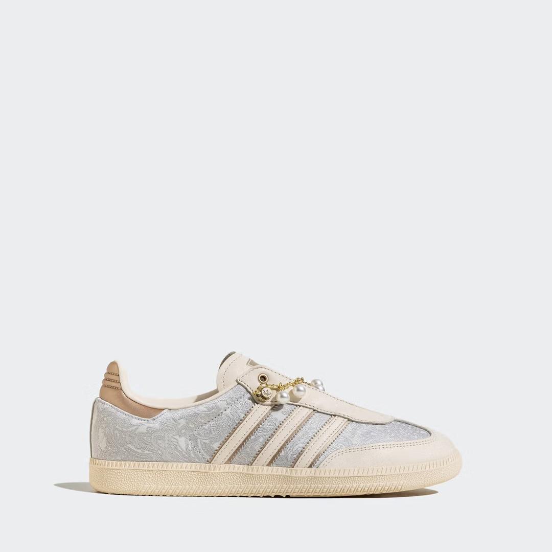 

Идентичные туфли с Т-образным носком Song Yuxi от Adidas SAMBA OG Классические кроссовки De Xun Shoes Adidas Клевер JQ2616 35.5