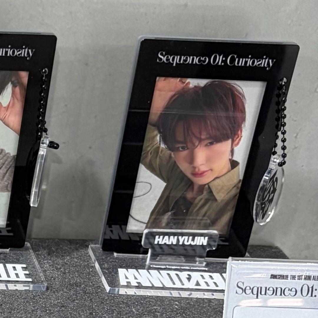 [USED] AND2BLE Yujin Korea Pop-up Acrylic Photocard Stand