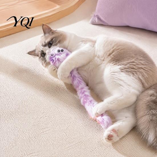 Mental Stimulation for Cats Plush Mouse Cat Toy with Catnip, Long Tail Rat Chew Toy, Natural Catnip Stuffed Indoor Kittens Biting Hunting Instinct