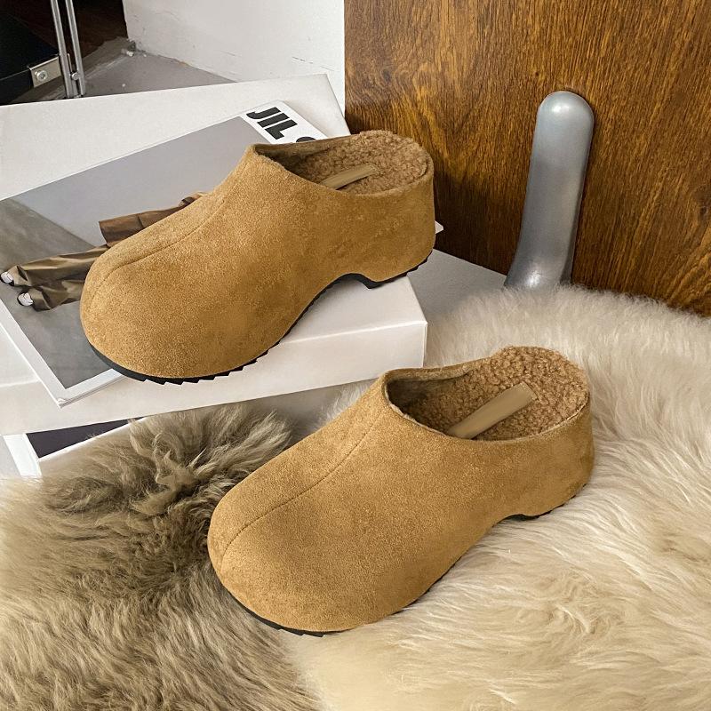 

Европейская версия женских тапочек с толстой подошвой и закрытым носком на осень 2025 года, новая верхняя одежда на платформе, шлепанцы Boken на небольшом танкетном каблуке 40 малиновый