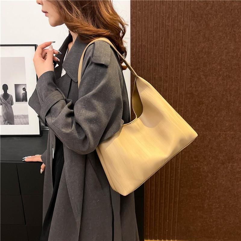 Chic Fashionable Women's Pu Tote Bag Perfect For Daily Commuting And Casual Use