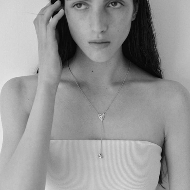 BORNETE COLLECTION_HER GAZE_Nora heart drop necklace