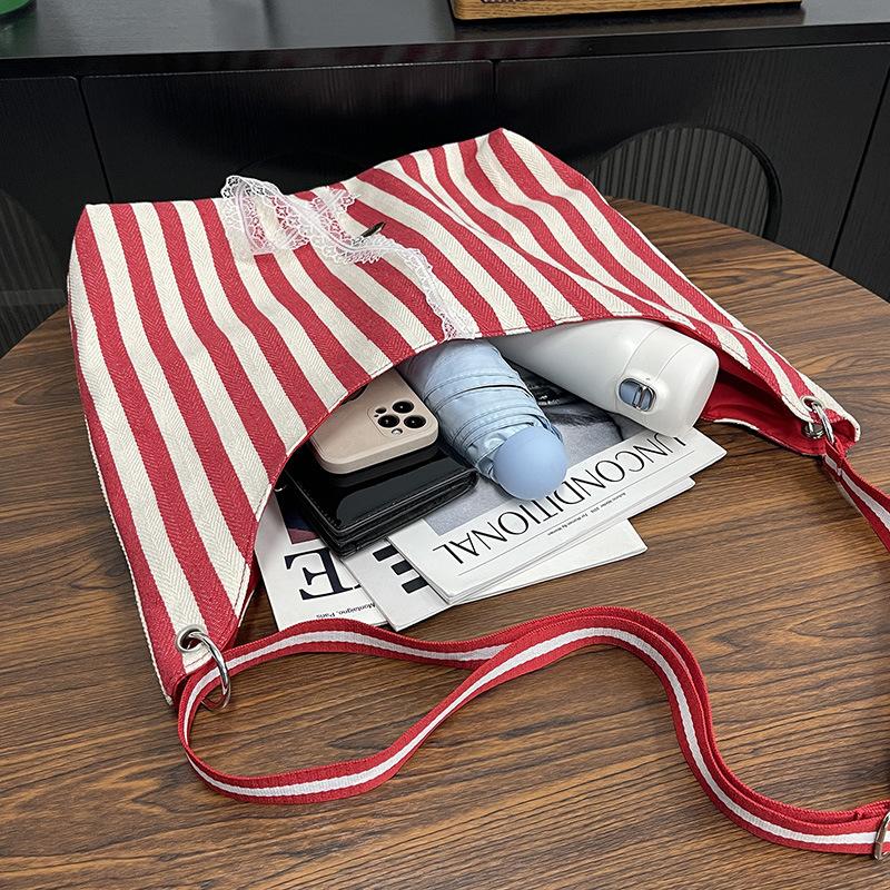 Large capacity striped bag women's new trendy fashion tote bag female college student class handbag female