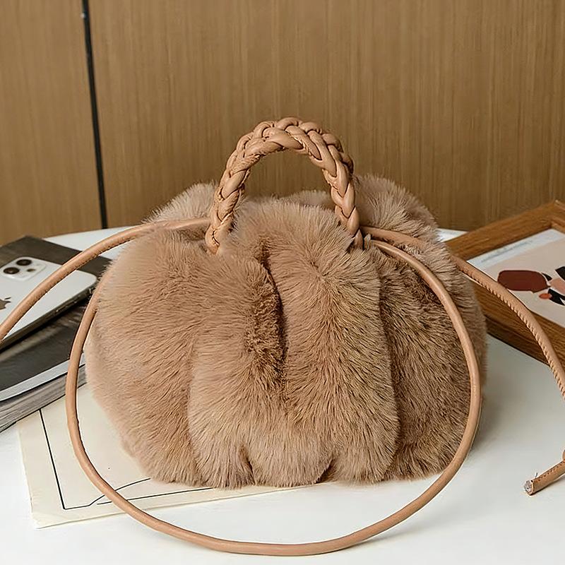 

Cloud bag plush bag high-end plush bag versatile shoulder bag Douyin same winter cute fashion bag хаки