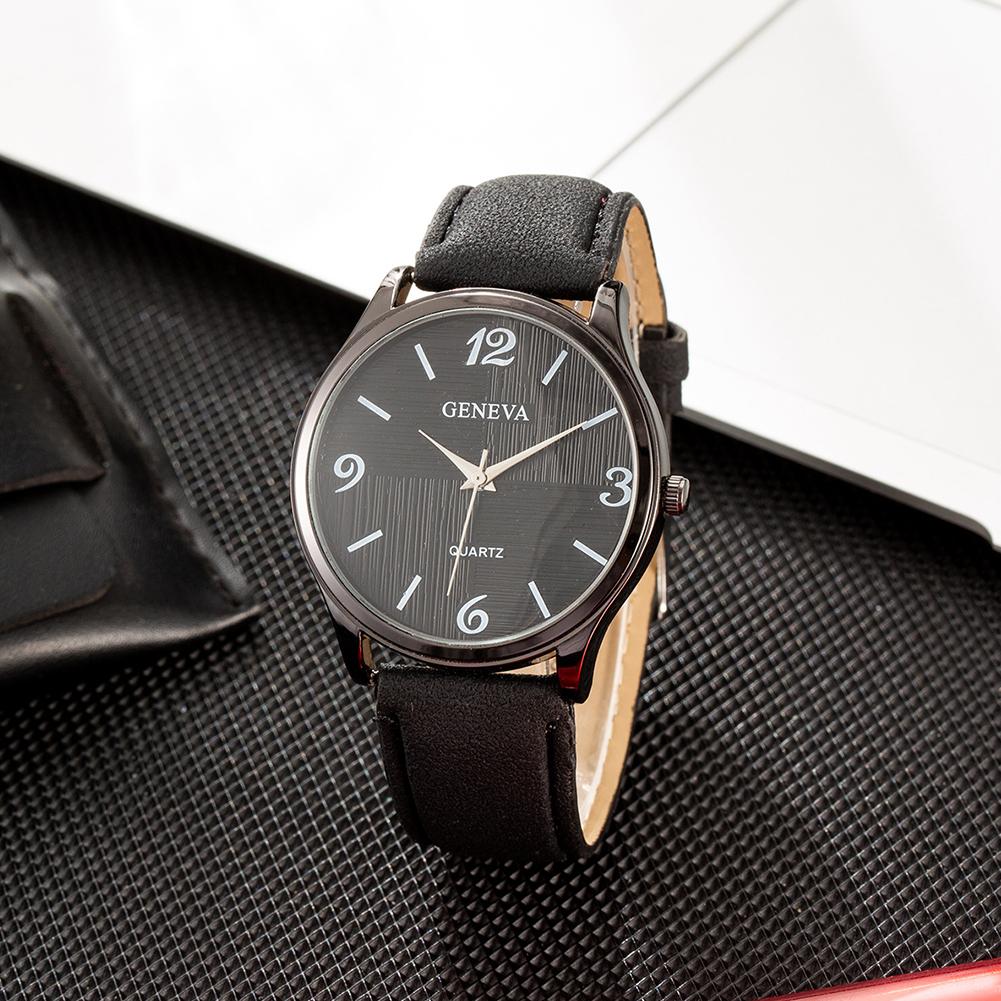 Men Student Fashion Leather Band Quartz Wrist Watch