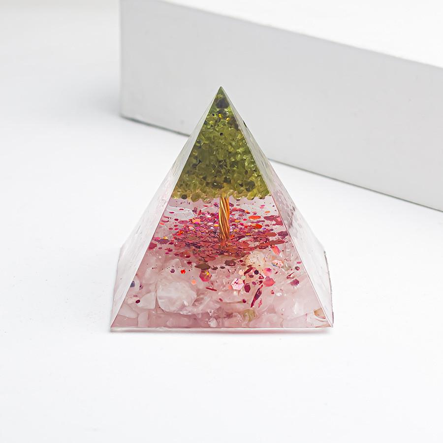 Natural Crystal Quartz Geometric Pyramid Decor For Home And Car Interior