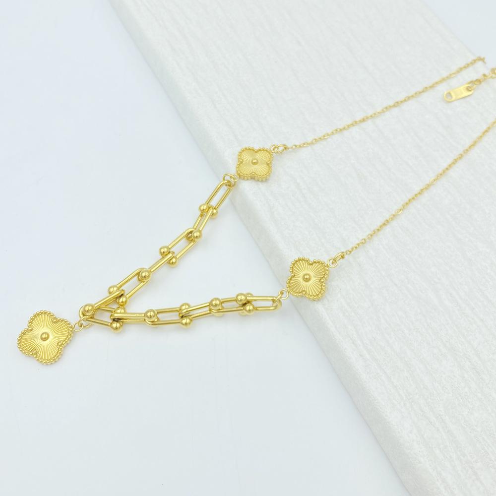 Fashion 13MM Four Leaf Flower U Shape Necklace Titanium Steel Four Leaf Clover Ladies Necklace