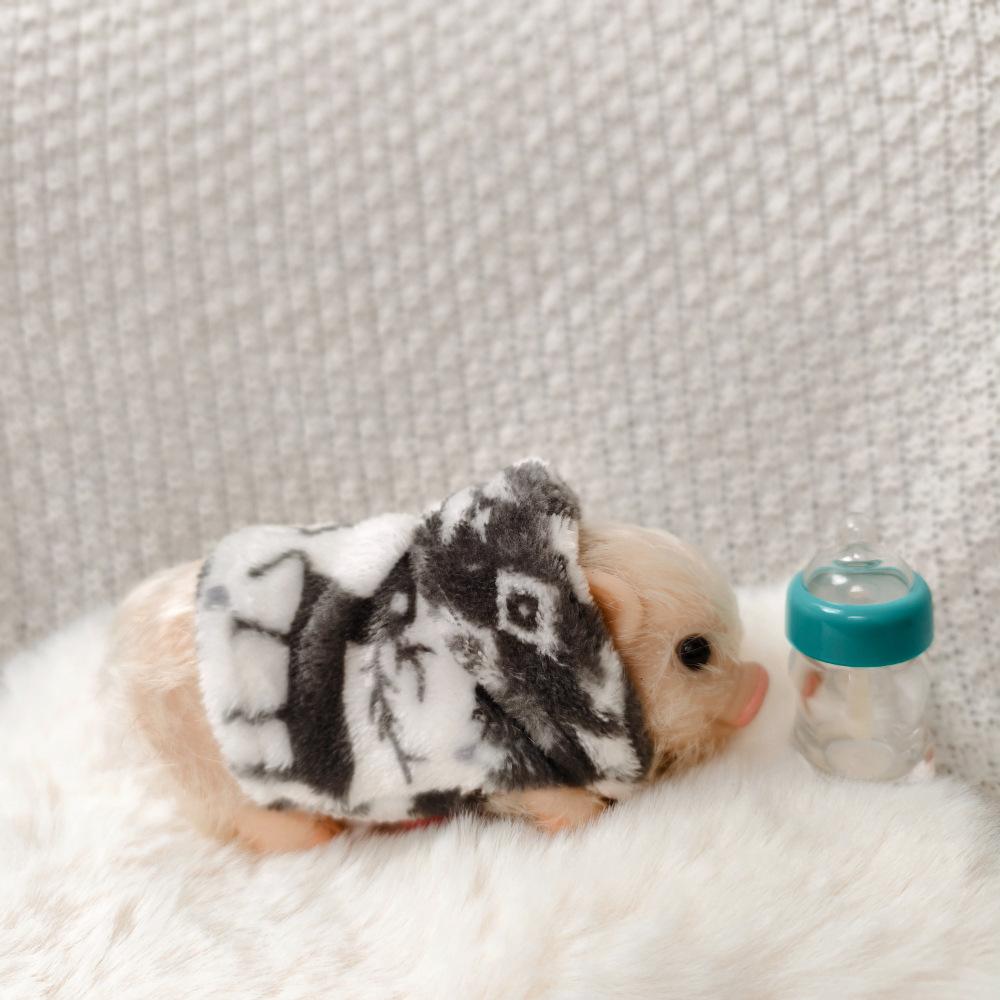 

New Simulation Pet Pig Doll Soft Silicone Environmentally Friendly Material Rebirth Toy Office Decompression Artifact Lovely Piggy Toy for Xmas Gift