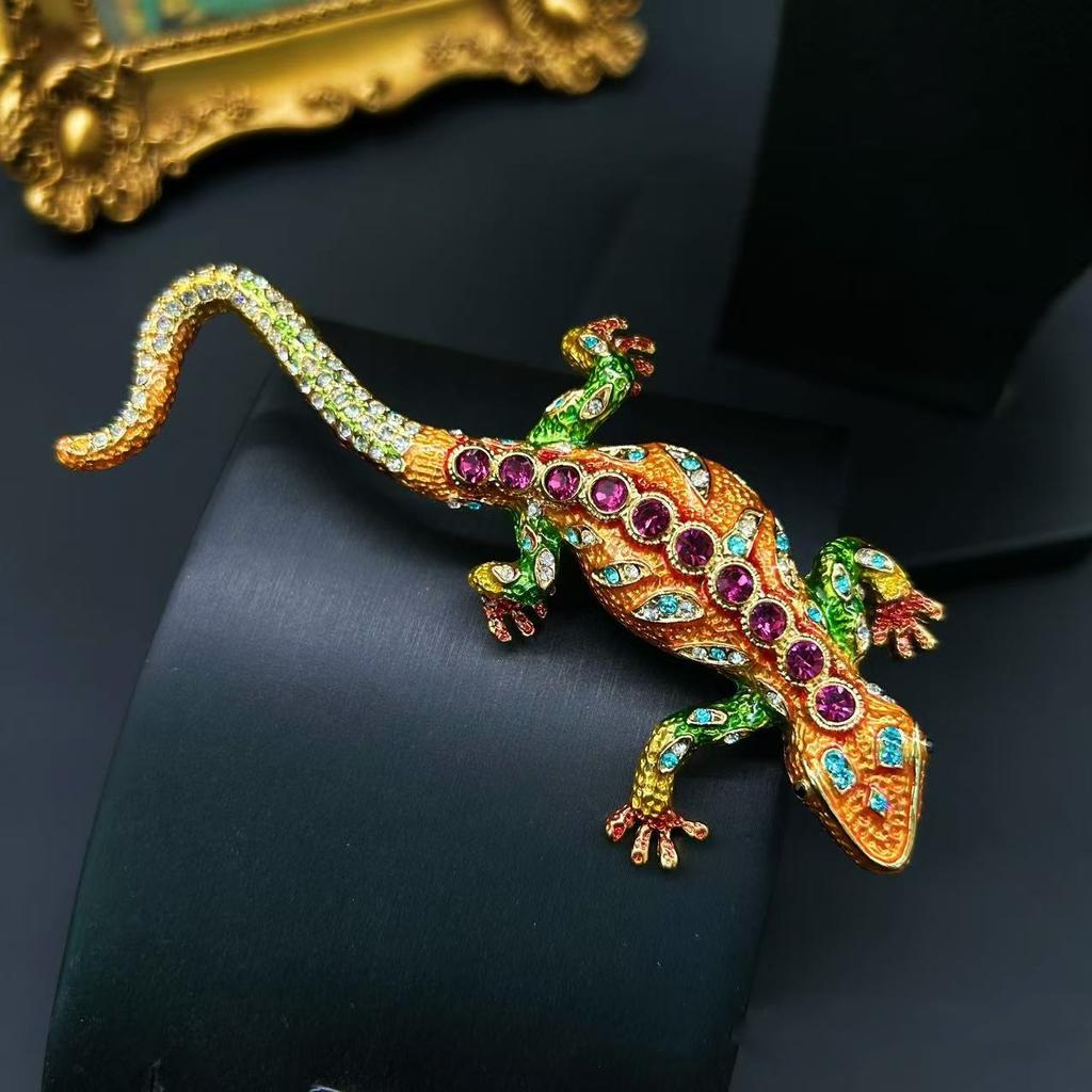 SKEDS Classic Women Men Vintage Crystal Lizard Badges Brooch Fashion Baroque Boutique Shining Pin For Ladies's Clothing Coat