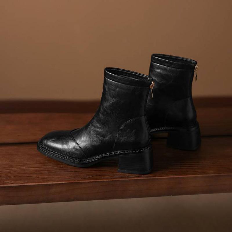 New Women's Leather Plus Size Women's Boots Rubber Sole Middle Heel Comfortable Rear Zipper Middle Tube Boots Autumn and Winter Martin Boots Women's