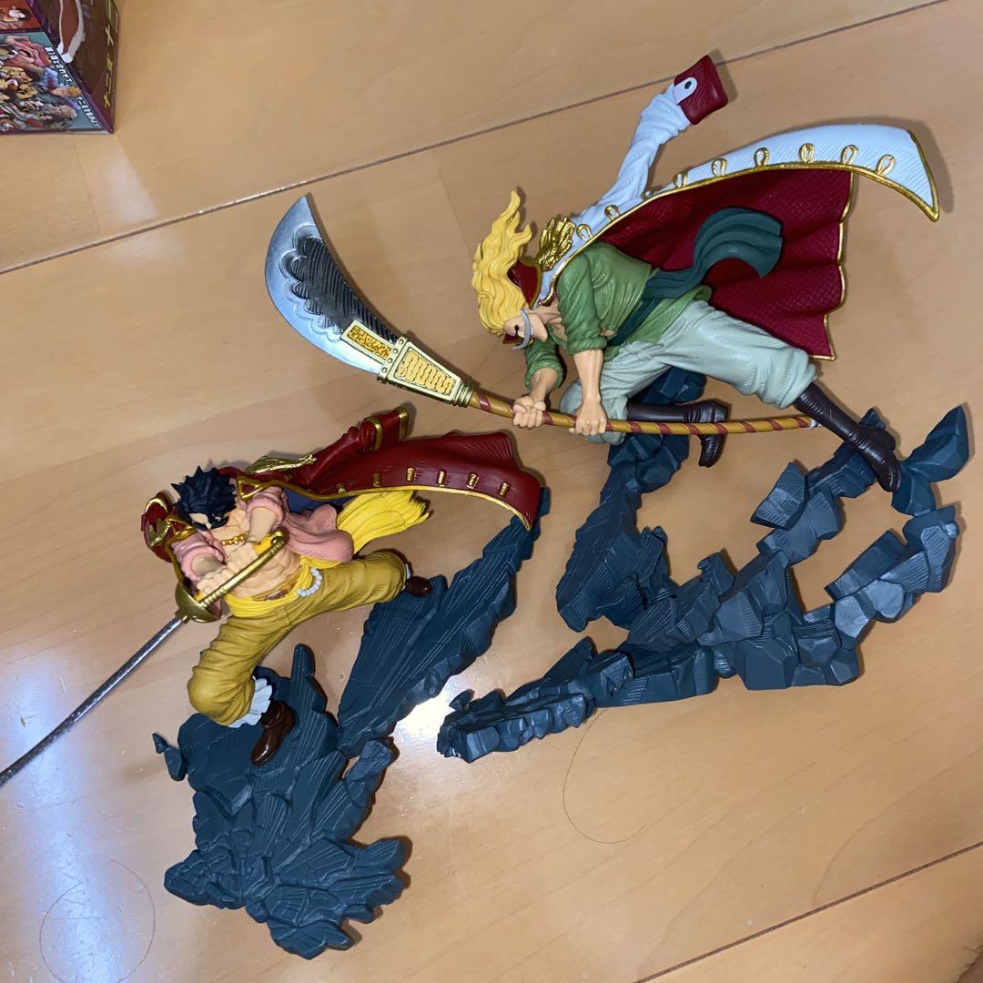 

[USED] Whitebeard Roger figure One Piece Four Emperors
