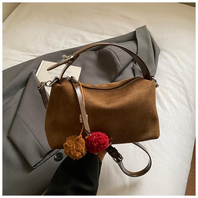 Retro Matte Niche Underarm Bag Autumn and Winter New Women's Bag Popular High-value Simple Casual Shoulder Bag