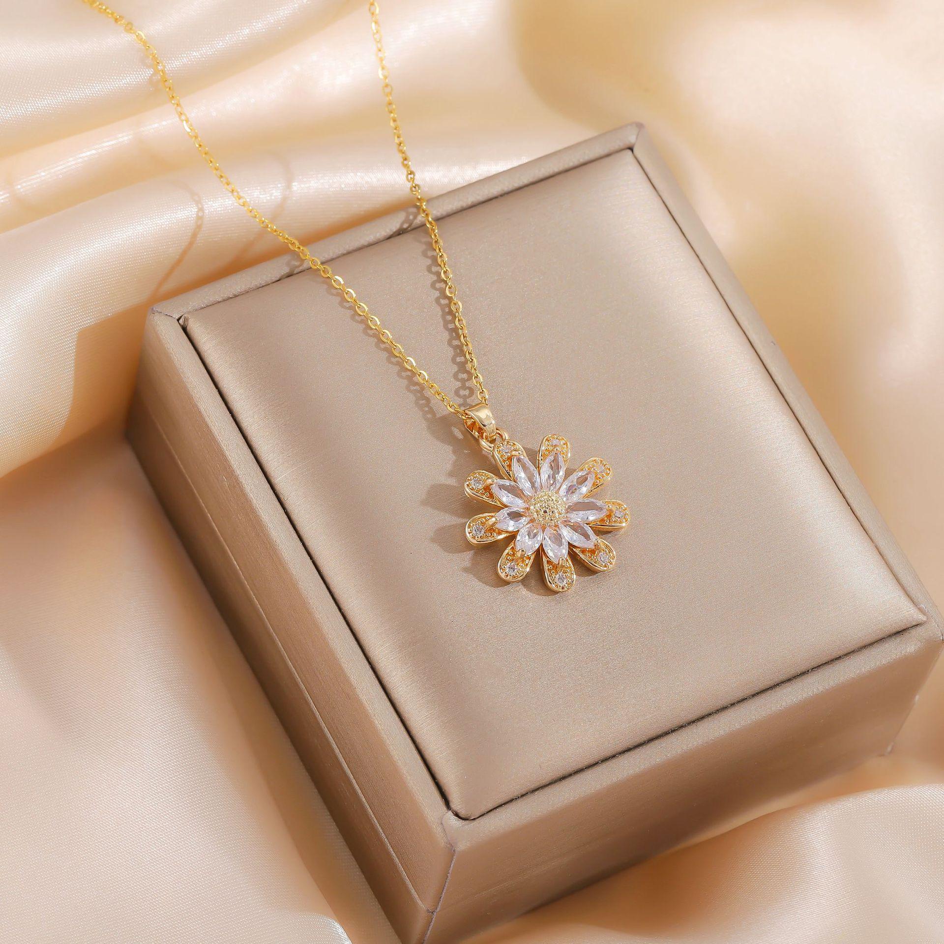 Women s Simple Sunflower Zircon Pendant Necklace - Copper & Titanium Steel