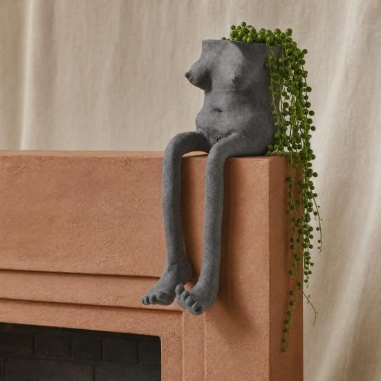 Creative Furniture Flower Pot, Cute Resin Planters, Funny Leg Shape Garden Figurines Planter for Home Lawn Yard Outside Decor