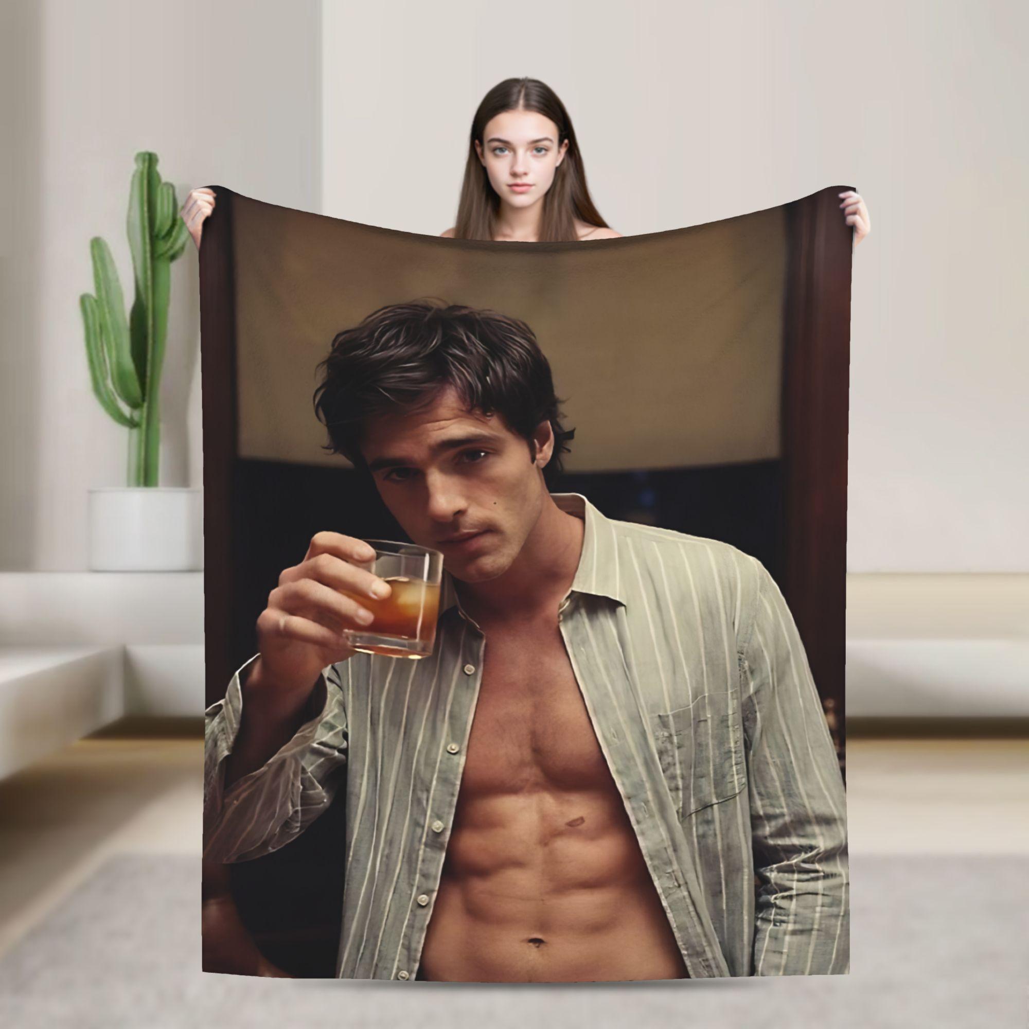 Jacob Elordi Actor Photo Collage Blankets Quality Warm Throw Blanket Winter Picnic Outdoor Aesthetic Bedspread 130x150cm