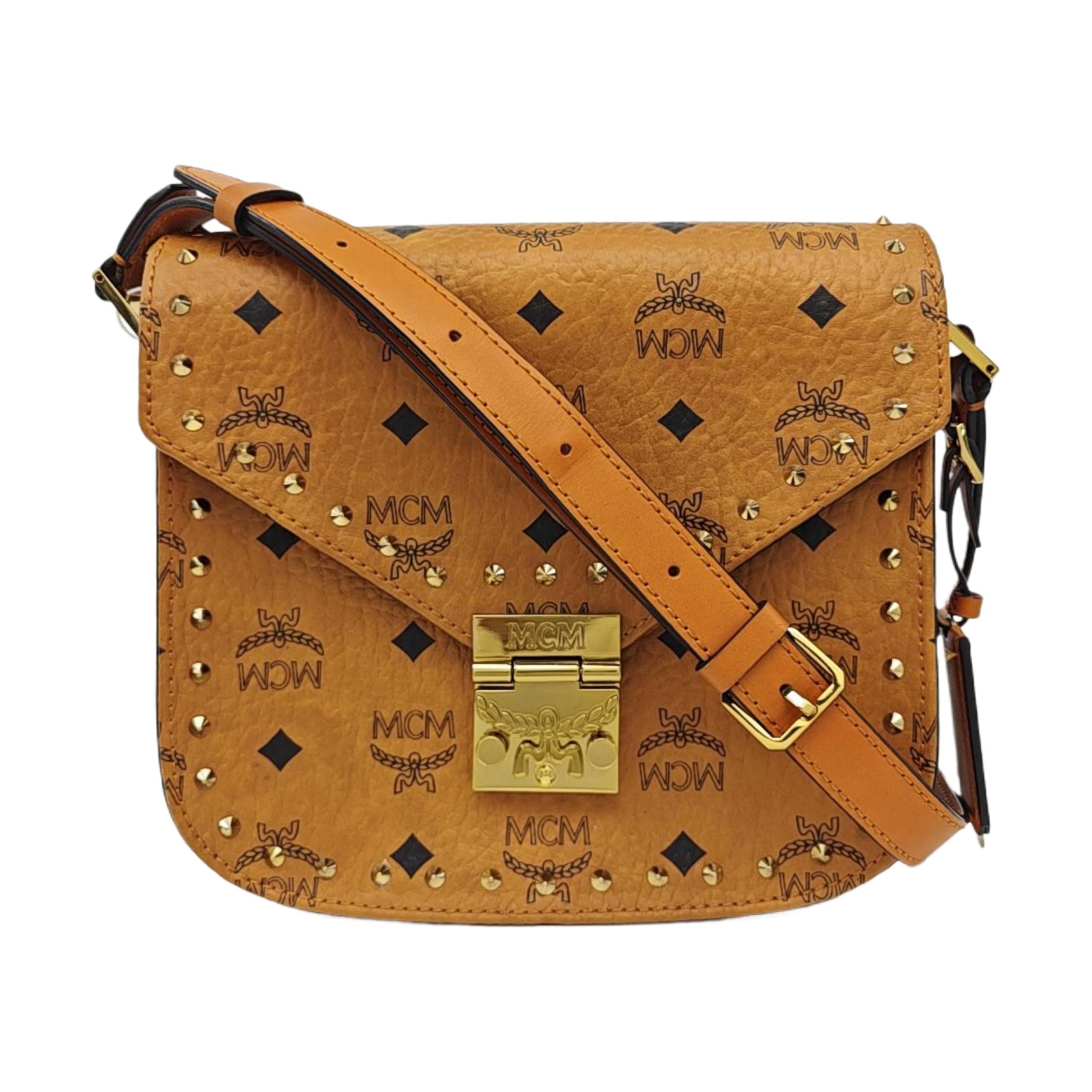 [Pre-Owned] Patricia Studded Adjustable Strap Saddle Bag - Very Good #2VJN63 ONE SIZE