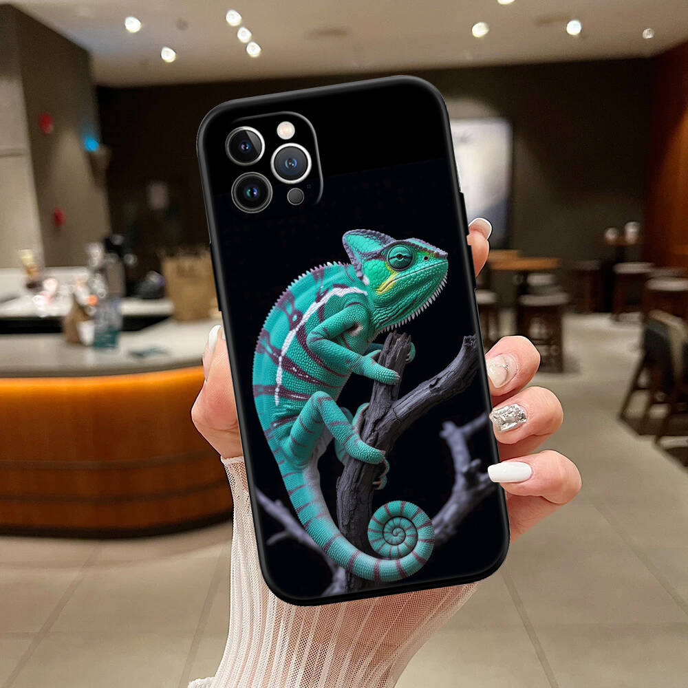 Chameleon New Phone Case for iPhone 6 6s 7 8 11 12 13 14 15 16 17 16E XS Pro Max XR X SE Air