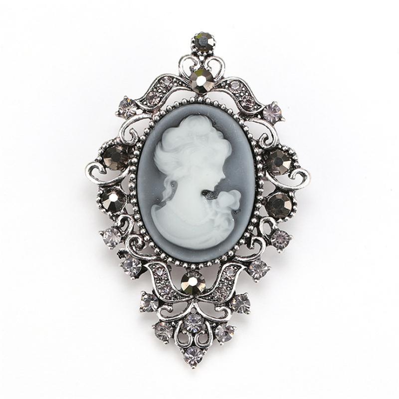 Crystal Rhinestones Cameo Vintage Brooches for Women Queen's Cameo Beauty Head Brooch Pin Clothing Accessories Girls Gifts