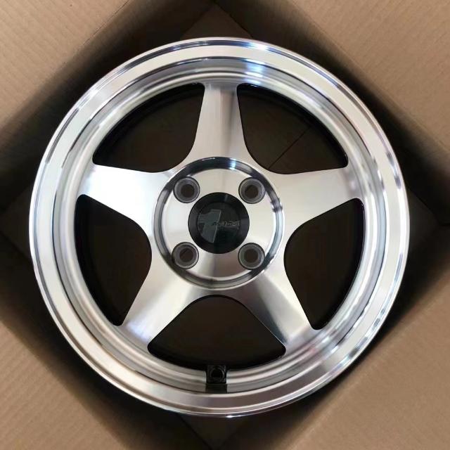 15 Zoll Gussaluminiumlegierung Auto Felgen 15x6.5 Felgen Lochkreis 4x100 4x108 für PKW Rennsport Tuning Autos