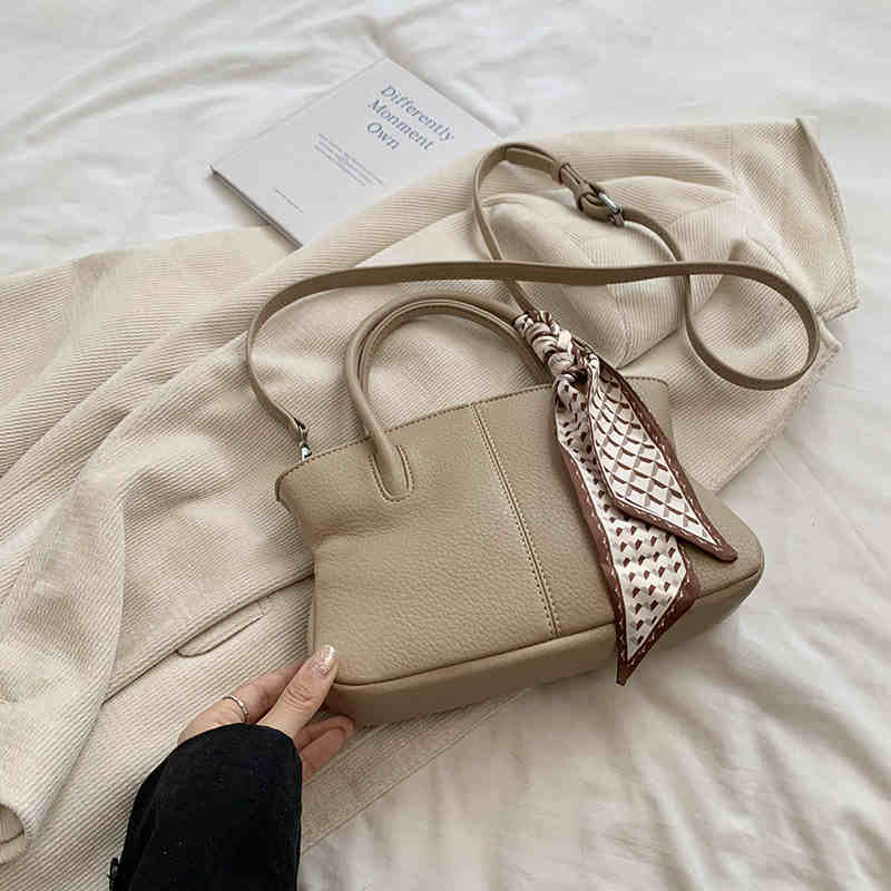 

Простые мягкие кожаные женские сумки через плечо, новые однотонные сумки для поездок на работу с лентами, женская модная сумка через плечо