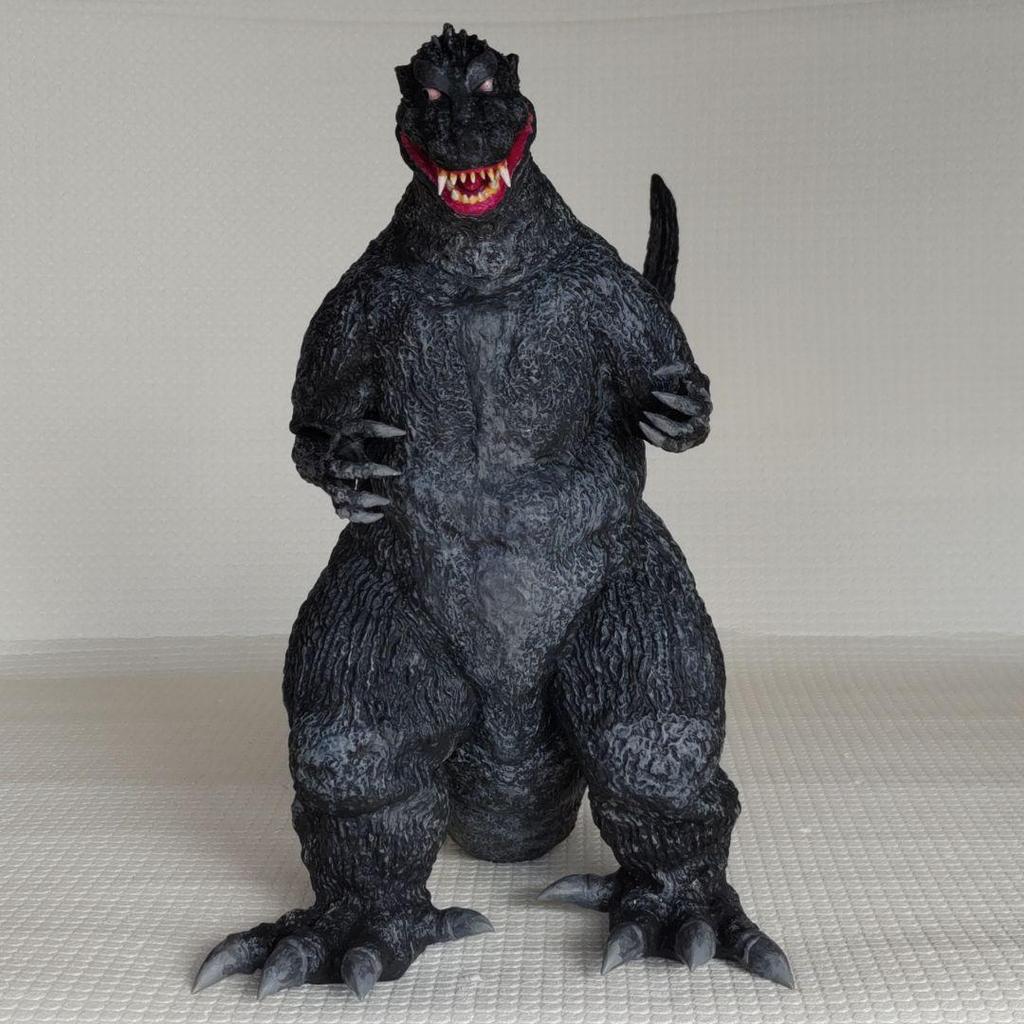 [USED] First Godzilla figure