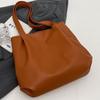 Retro Large Capacity Tote Bag for Women New Fashion Outing Hand In Commuting Bag for Students Class Shoulder Bag
