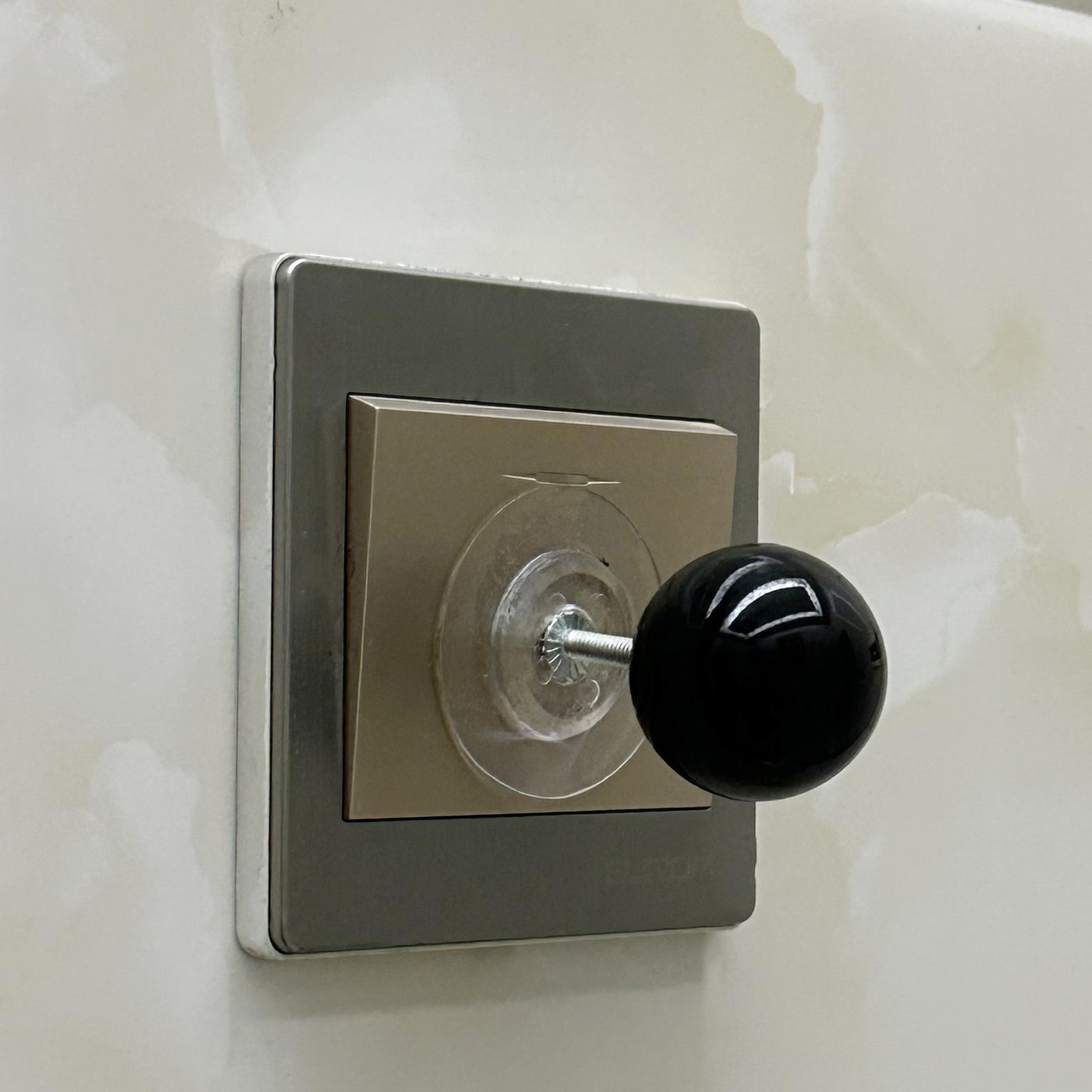 

Ins Style Candy Pulls Простая красочная ручка двери шкафа с одним отверстием Американский ящик шкафа Ручка кухонного шкафа Выключатель света S чёрный