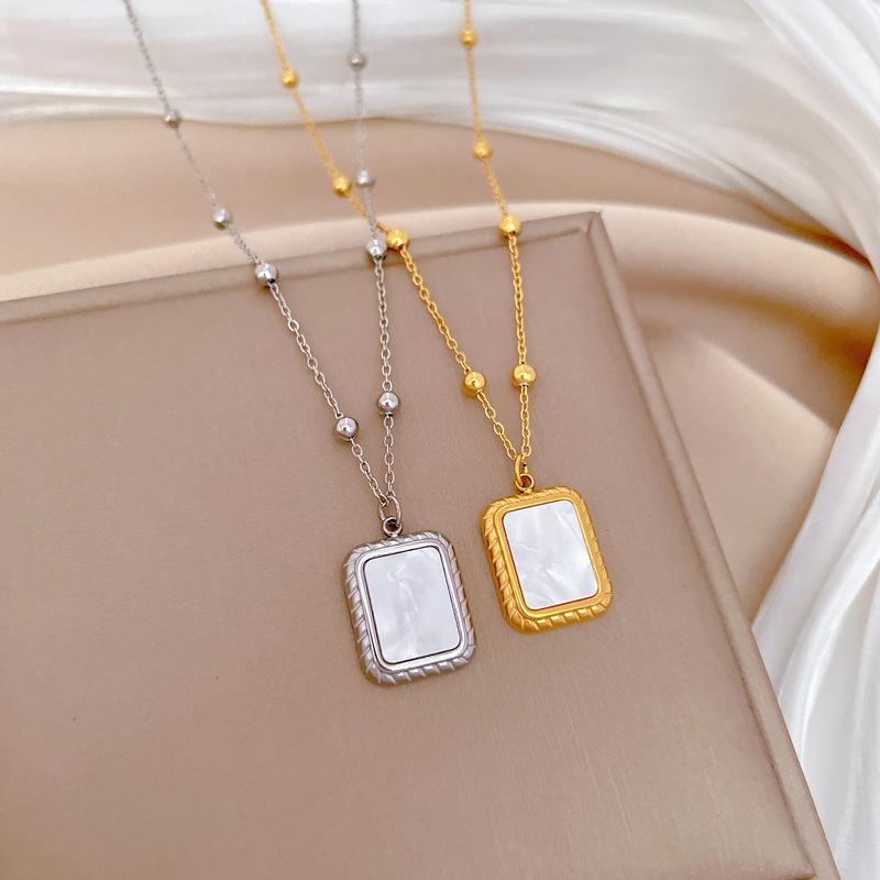 Square Shell Personalized Minimalist Furnace Real Gold Necklace Female Collarbone Chain