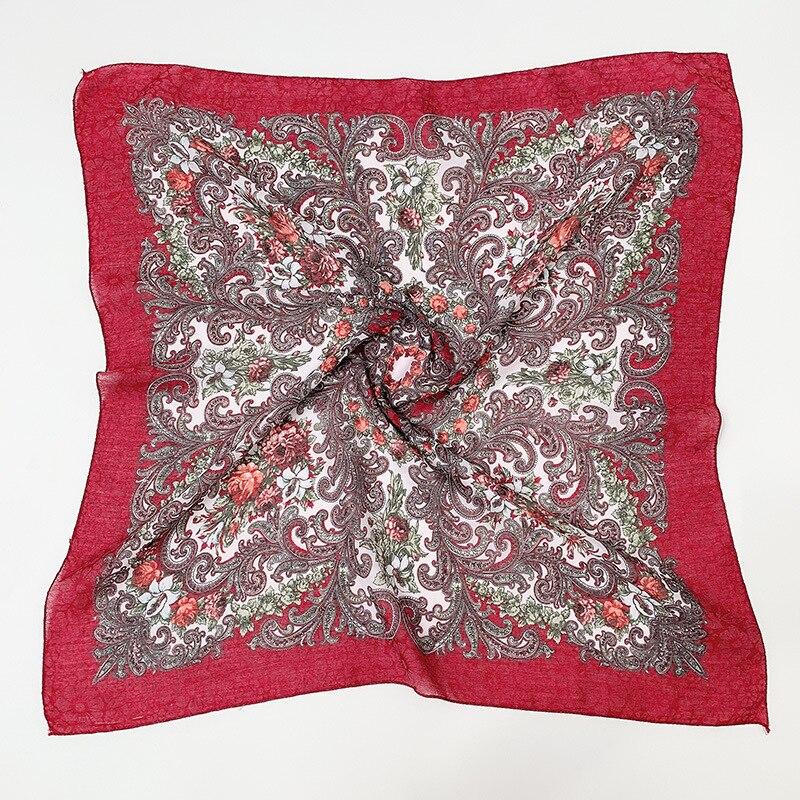 

Квадратный шарф-бандана с русским цветочным принтом 70*70 см вино красного