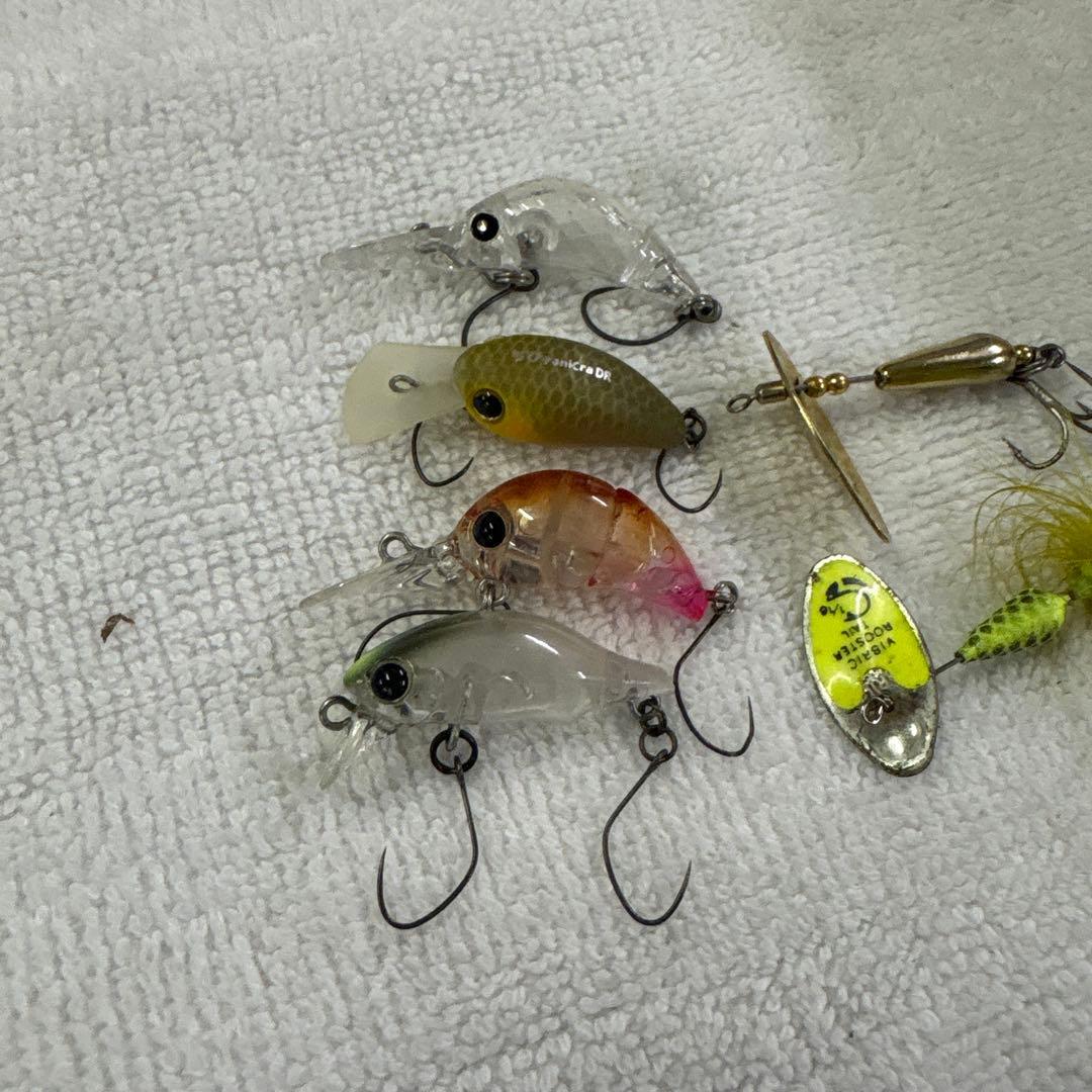 Used Area trout mountain stream lure set jackal