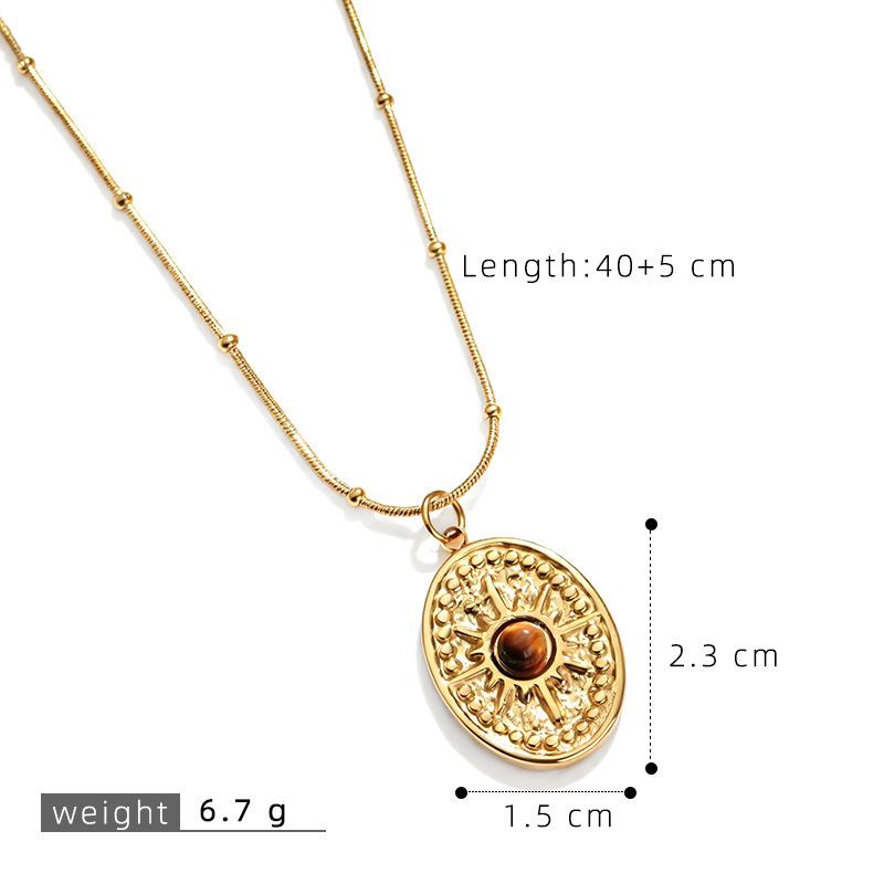 Women's Retro Tiger Eye Pendant Necklace - Luxury Titanium Steel Clavicle Chain, Non-Fading, Versatile Fashion Accessory