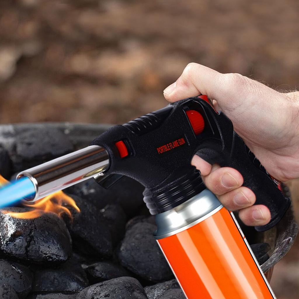 Tragbarer Butangasbrenner Lighter zum Grillen, Anbrennen und Anzünden von Holzkohle; Ein Haushalts-Gasanzünder Und Holzkohle.