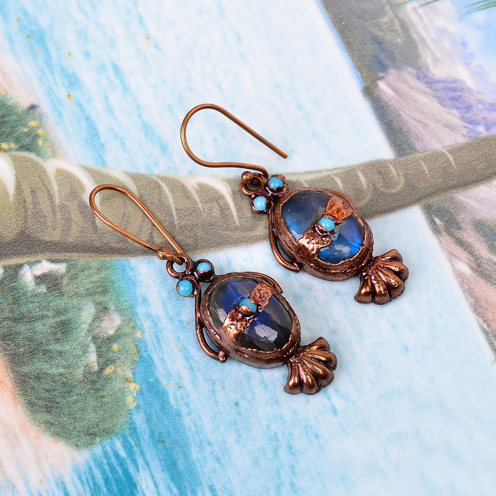 

Лабрадорит Камень Артизанские Подвесные Серьги-капли Электроформованные Крючки Ювелирные изделия Медь V-112