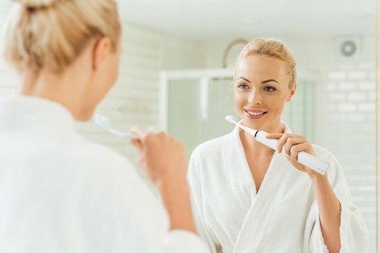 ELDOM SD200B sonic electric toothbrush