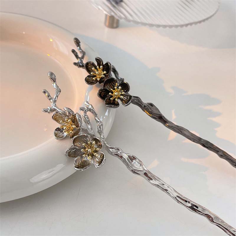 Chinese Style Peach Flower Hair Sticks for Women Simple Metal Flower Chopstick Hairpins Hairstyle Design Tools Accessories