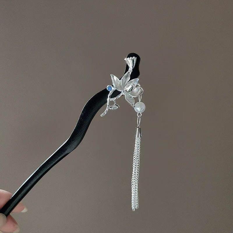Sandalwood Women's Hairpin: Elegant Modern-Chinese Style Wooden Updo Stick