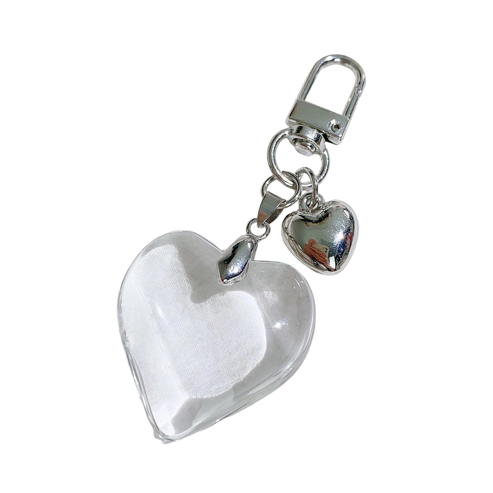 Красивый аксессуар в форме сердца Модный брелок Сплавная текстура Брелоки в форме сердца Подходят для вечеринок и повседневной одежды белый