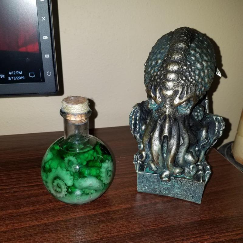 Halloween Cthulhu Mythical Resin Statue Decorative Figurine For Home Bookshelf Office Desk Gothic Fantasy Ornament