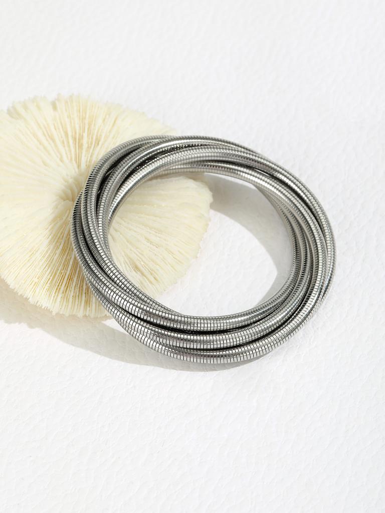 A Personalized Simple and Cool Style Multi-Layered Winding Line Spring Bracelet